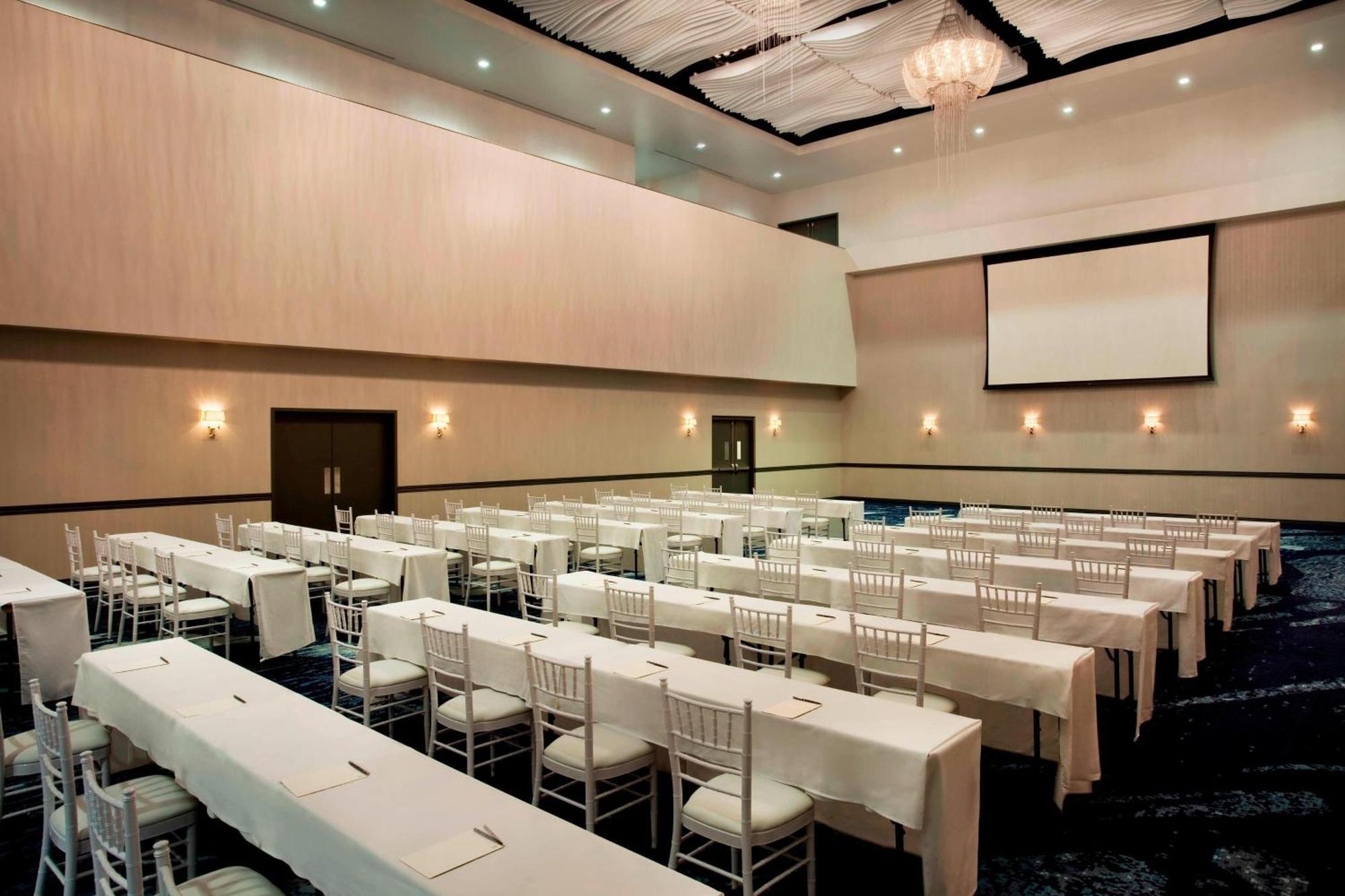 Sheraton Oklahoma City Downtown Hotel Eksteriør billede